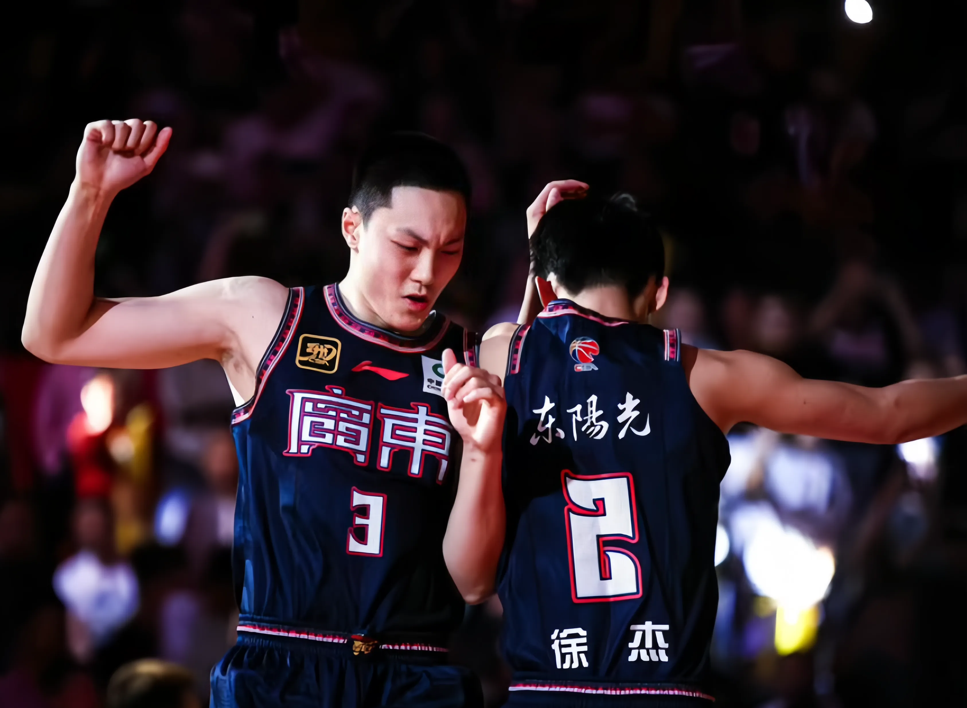 CBA常规赛今夜再迎强敌，芝加哥公牛官宣签约，主帅态度：气氛紧张，年轻球员得到机会的简单介绍-AYX SPORTS